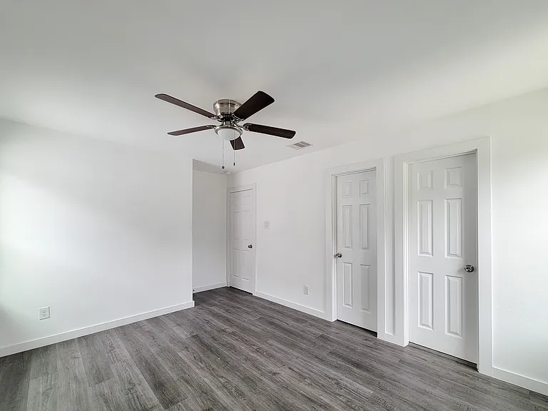 8122 Sterlingshire St #A — Photo 17
