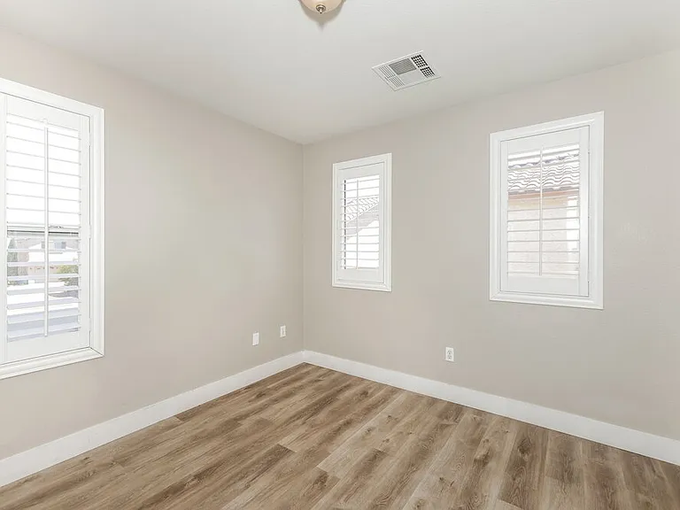 9327 Pyrope Ct — Photo 14
