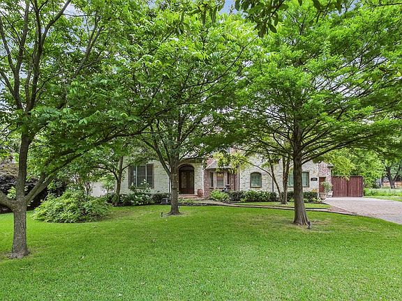 2nd image of 8539 Forest Hills Blvd