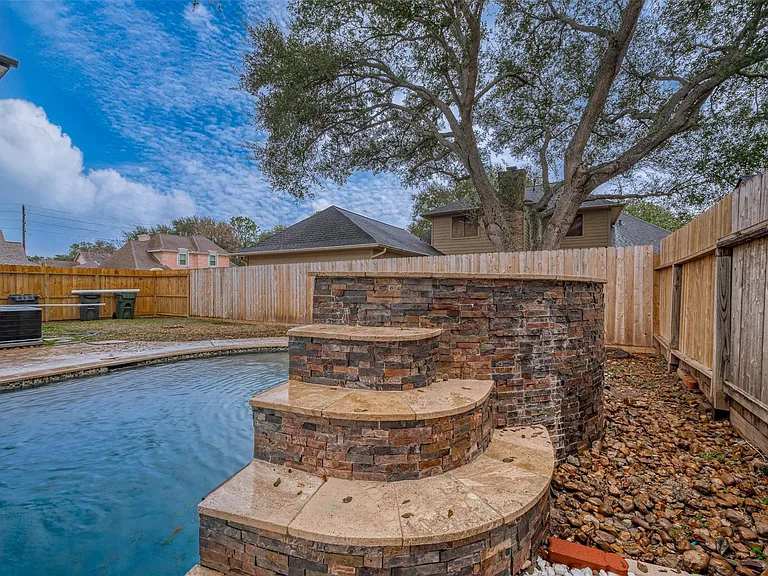 919 Mockingbird Way — Photo 41