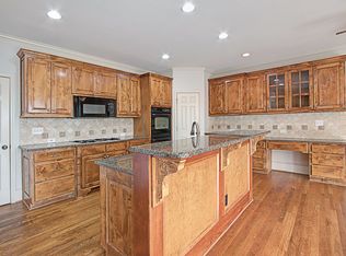 110 Westbrook Dr, Acworth, GA 30101