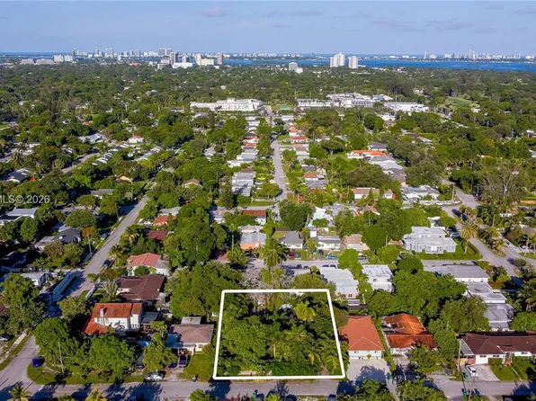 10901 NE 3rd Ave, Miami, FL 33161