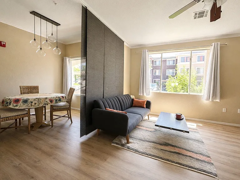 5345 E Van Buren St #138 — Photo 2