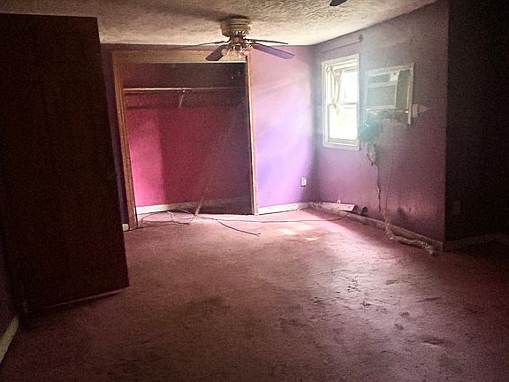 4th image of 414 Hortman Ave