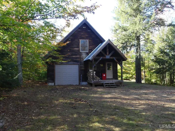 21475 Sigan Camp Rd, Grand Marais, MI 49839