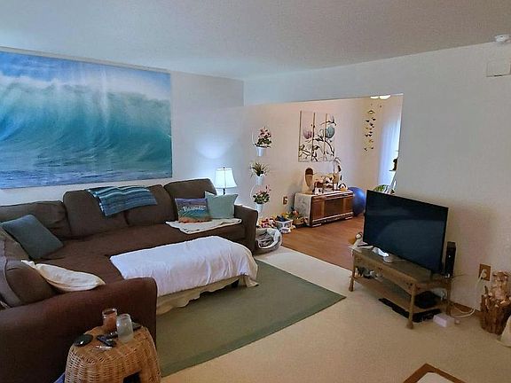 4th image of 22837 Cranbrooke Dr #379