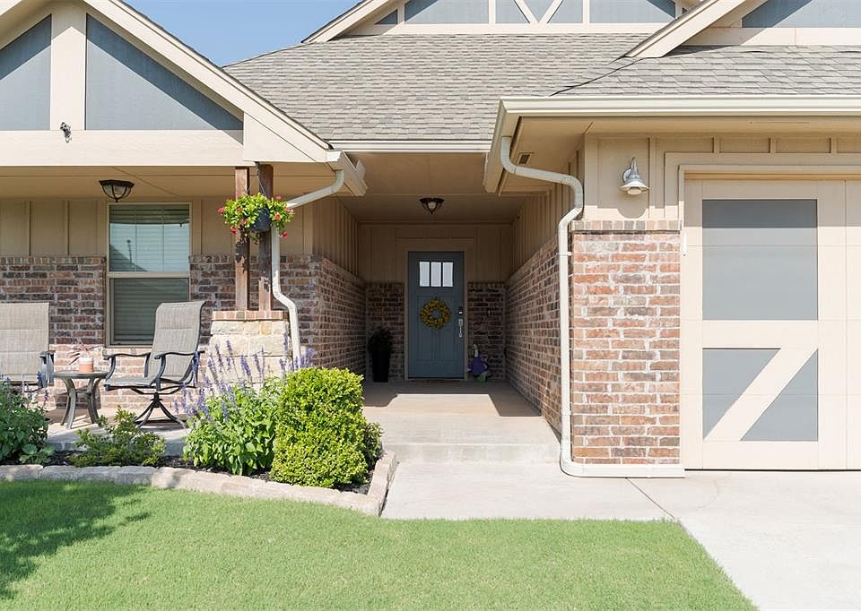 1st image of 3909 Brougham Way