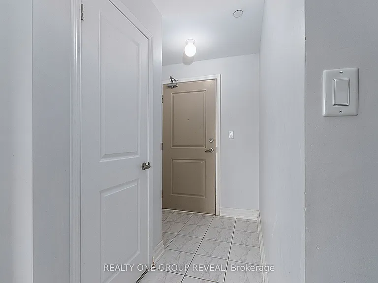 80 Aspen Springs Dr #210 — Photo 2