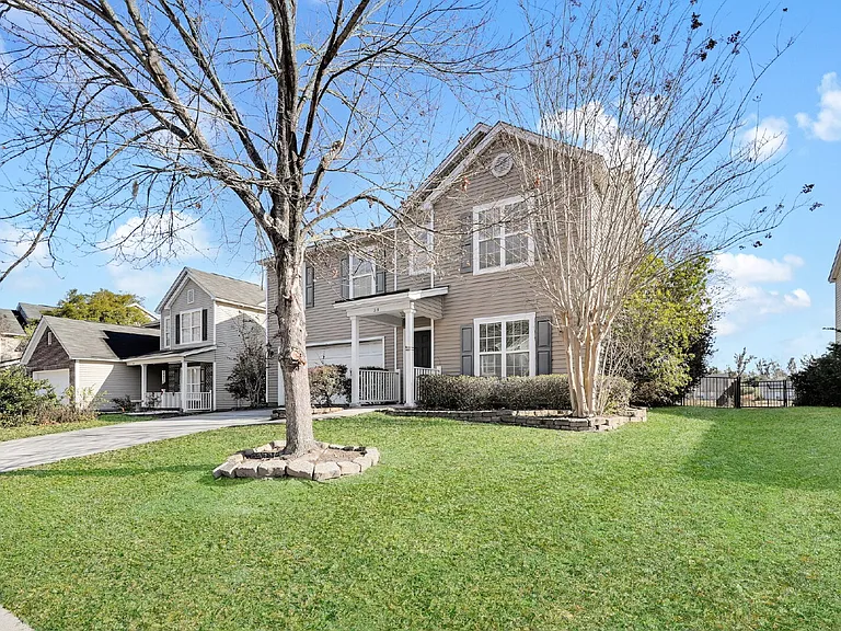 25 Pennyroyal Way — Photo 6