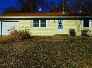 1526 W 3rd St, Lawrence, KS 66044