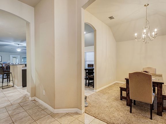 5th image of 1005 Oarlock Dr
