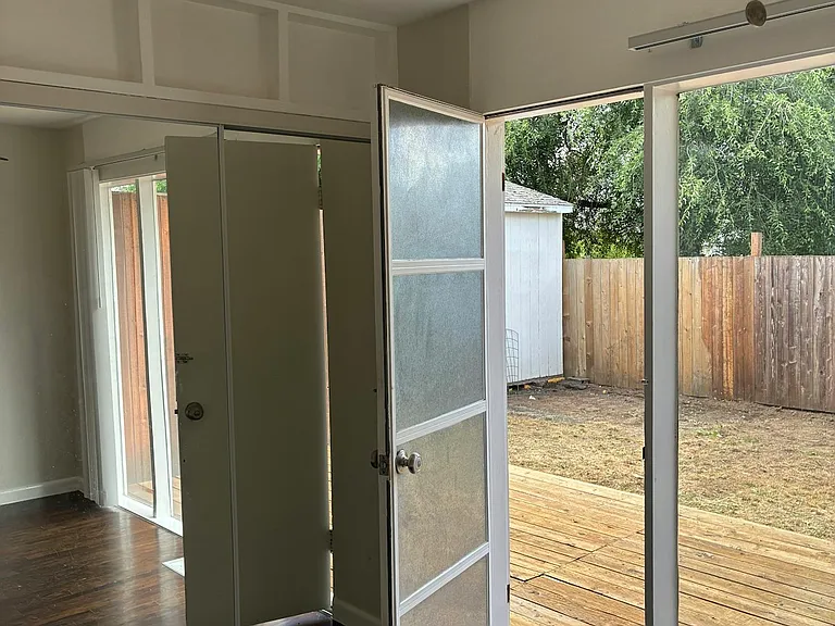 13360 SW Farmington Rd — Photo 9