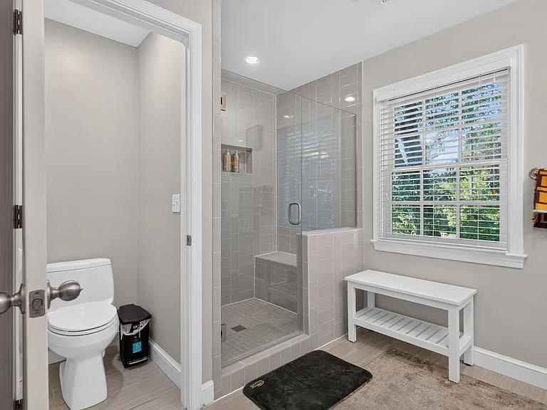 6720 Newbold Dr — Photo 22