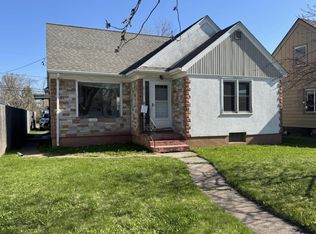 811 N 21st St, Superior, WI 54880