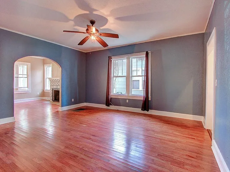 2536 Dellwood Ave — Photo 6