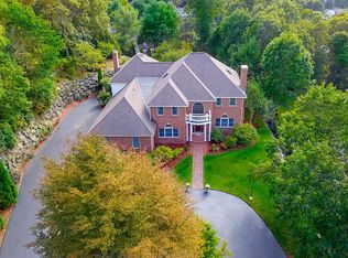 7 Wagon Wheel Rd, Winchester, MA 01890