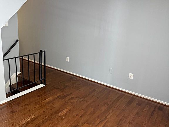 3rd image of 1754 Abbotston St