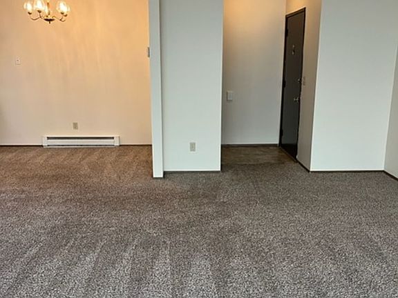 4th image of 3245-3263 SE Belmont St