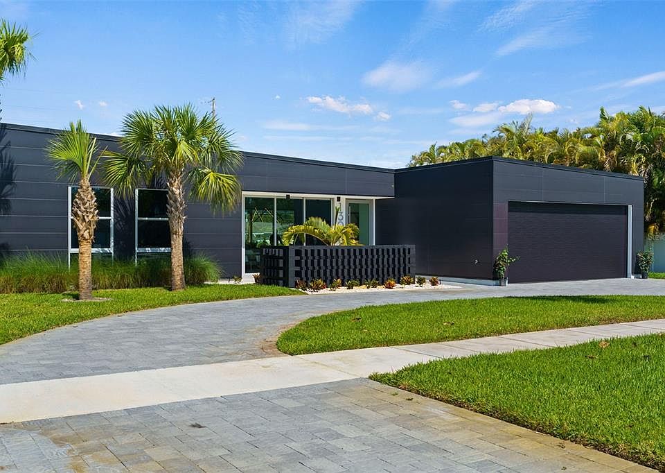 1st image of 1304 Indian Rocks Rd
