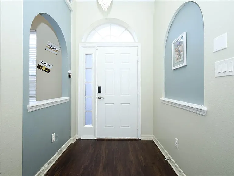 200 Patrice Hope St — Photo 3