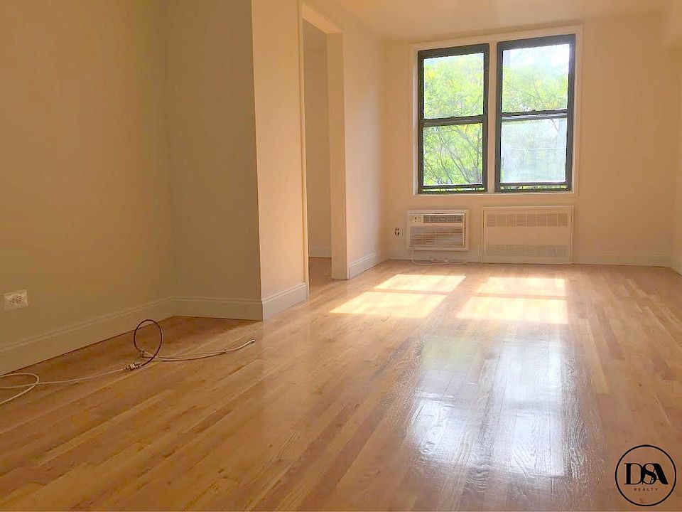 1st image of 320 W 56th St APT 6b