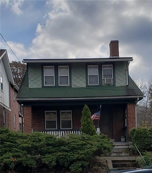 Welcome to Beautiful 209 Lorenz Avenue!