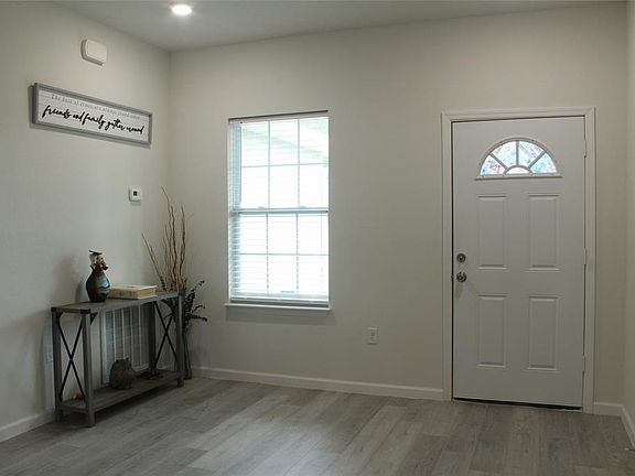 3rd image of 1787 SW 168th Loop