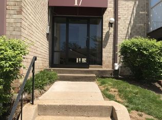 17 Straw Hat Rd APT 2C, Owings Mills, MD 21117