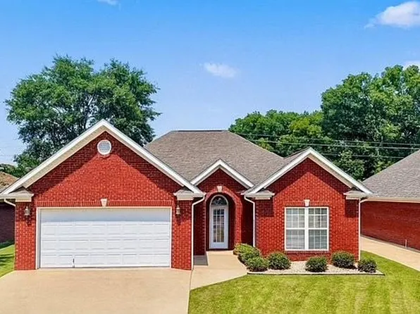 30 Ashton Ln, Sylacauga, AL 35150