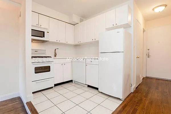 Rented by Mirador Real Estate | media 14