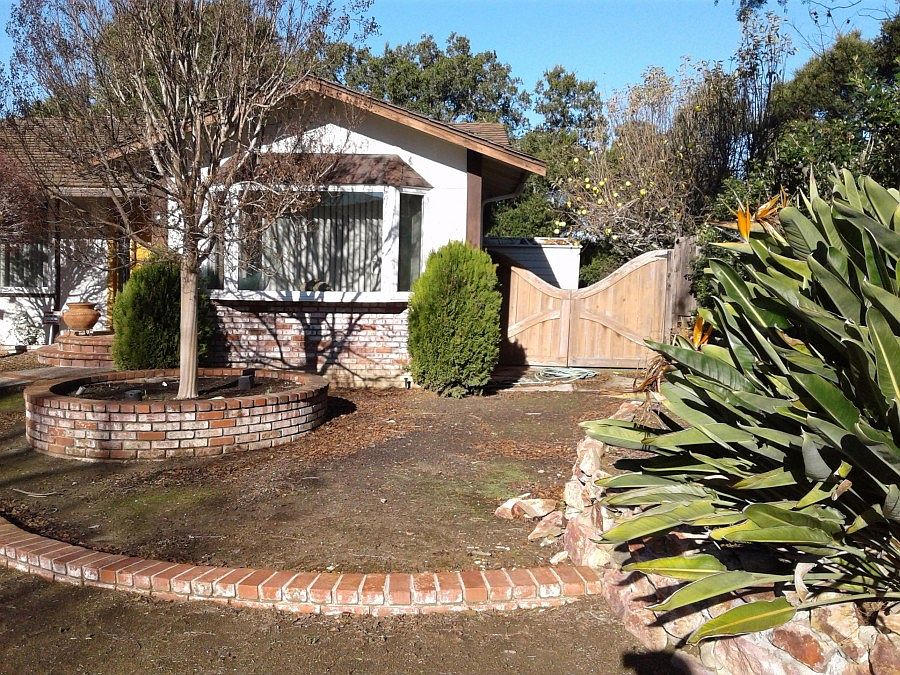 2nd image of 18561 Greenridge Ct