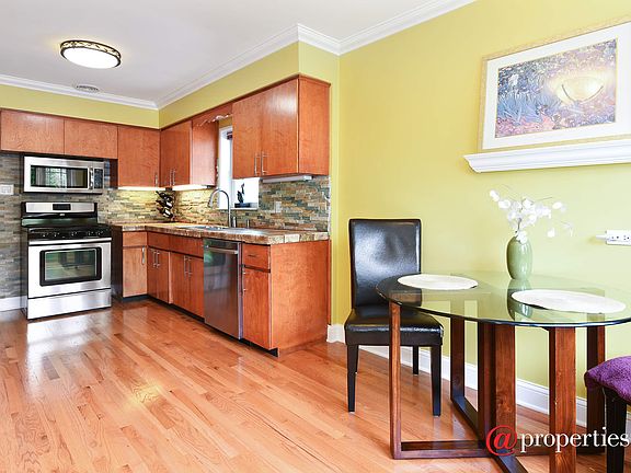 Kitchen / Breakfast Room