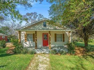 796 3rd St, Stone Mountain, GA 30083