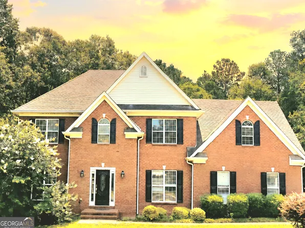 150 Canal Pl, Fayetteville, GA 30215