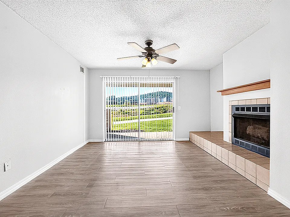 Chamberland Square Apartments