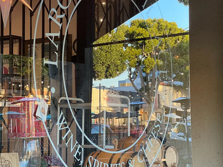Larchmont Village