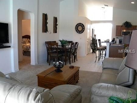 3rd image of 152 Vine Dr