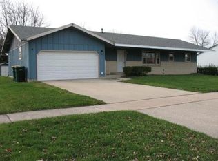 420 Arthur Dr, Clinton, WI 53525
