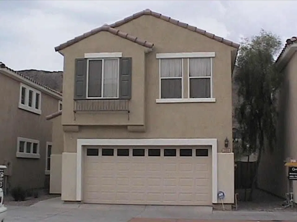 208 W Mountain Sage Dr