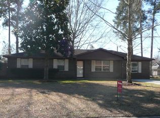 210 Egret Cir, Richmond Hill, GA 31324