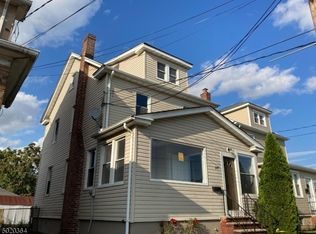 647 Saint George Ave, Roselle, NJ 07203