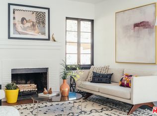 8811 Skyline Dr, Los Angeles, CA 90046