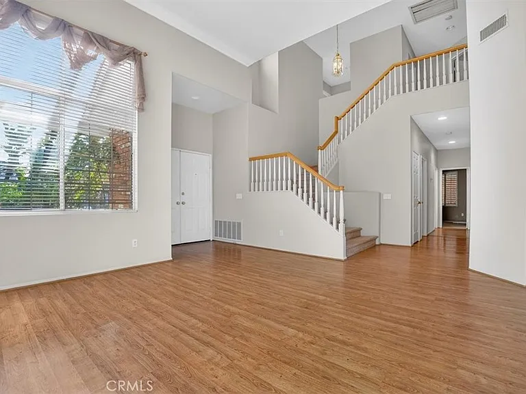 2620 Taylor Ave — Photo 7