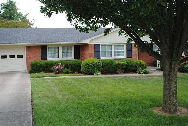 1st image of 239 Leawood Dr