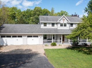 N9614 Wildflower Ln, Berlin, WI 54923