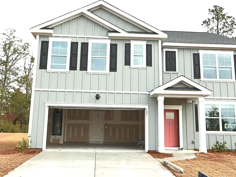 121 Buckeye Rd — Photo 1