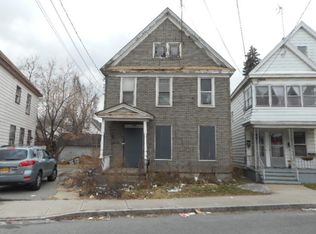1106 Chrisler Ave, Schenectady, NY 12303
