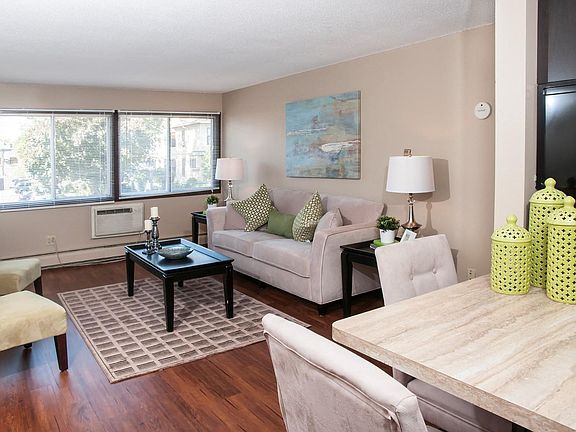 4th image of 2101 Bryant Ave S APT 210
