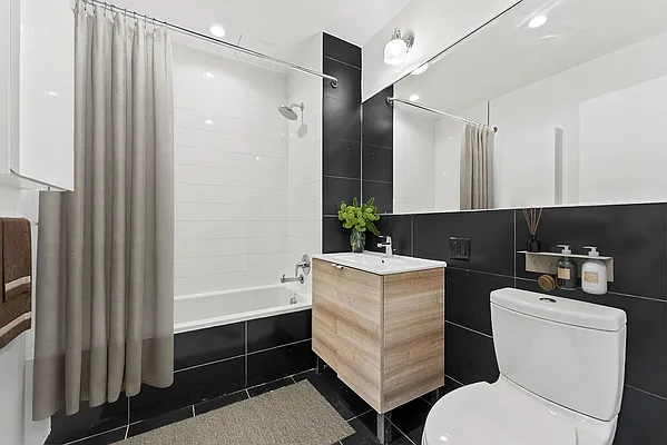 Rented by NOVO Living LLC | media 19