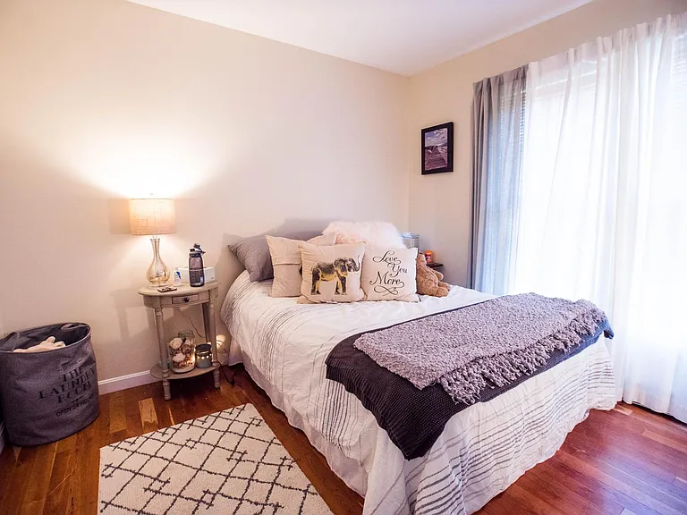 mail level bedroom 3